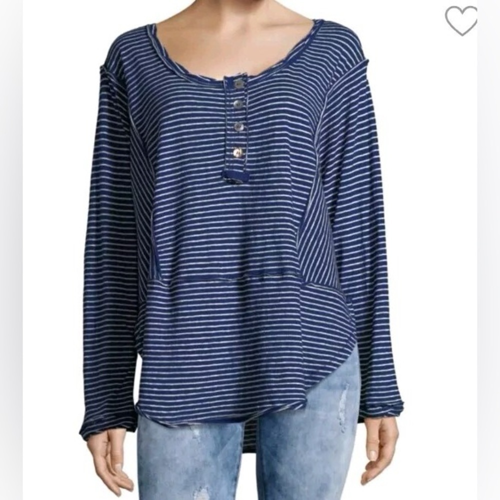We The Free Navy and White Striped Top size XS NWOT